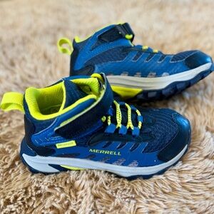 Merrell Kids Hiking Sneakers Like NEW!